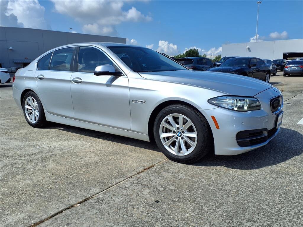 2014 Bmw 528i Sedan photo 2
