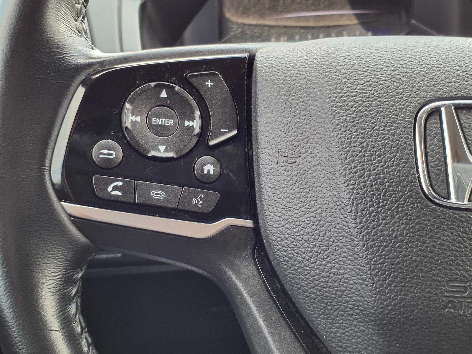 2024 Honda Odyssey Touring - Photo 16
