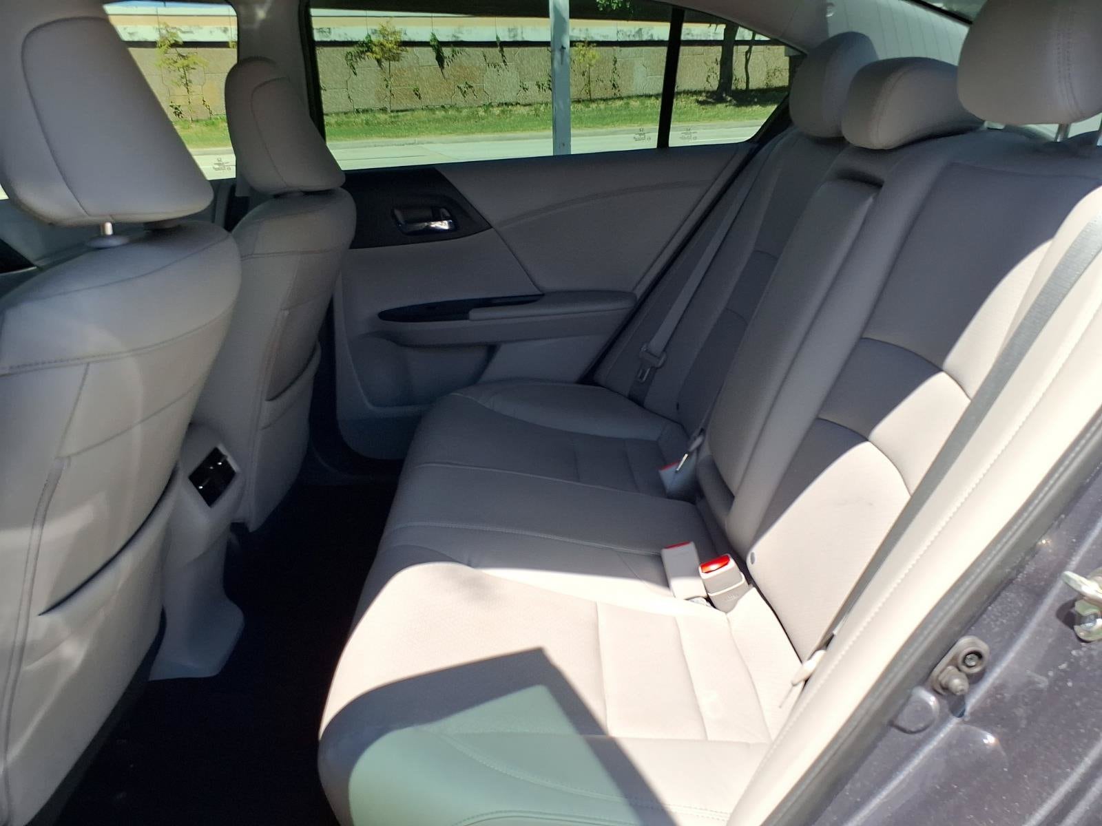 2016 Honda Accord EX-L - Photo 19