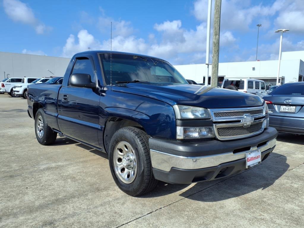 Used 2007 Chevrolet Silverado Classic 1500 Work Truck with VIN 3GCEC14X37G166481 for sale in Houston, TX