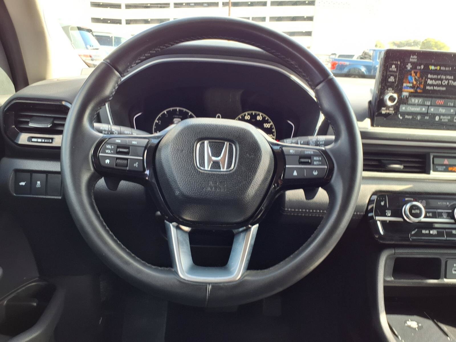 2023 Honda Pilot EX-L - Photo 13