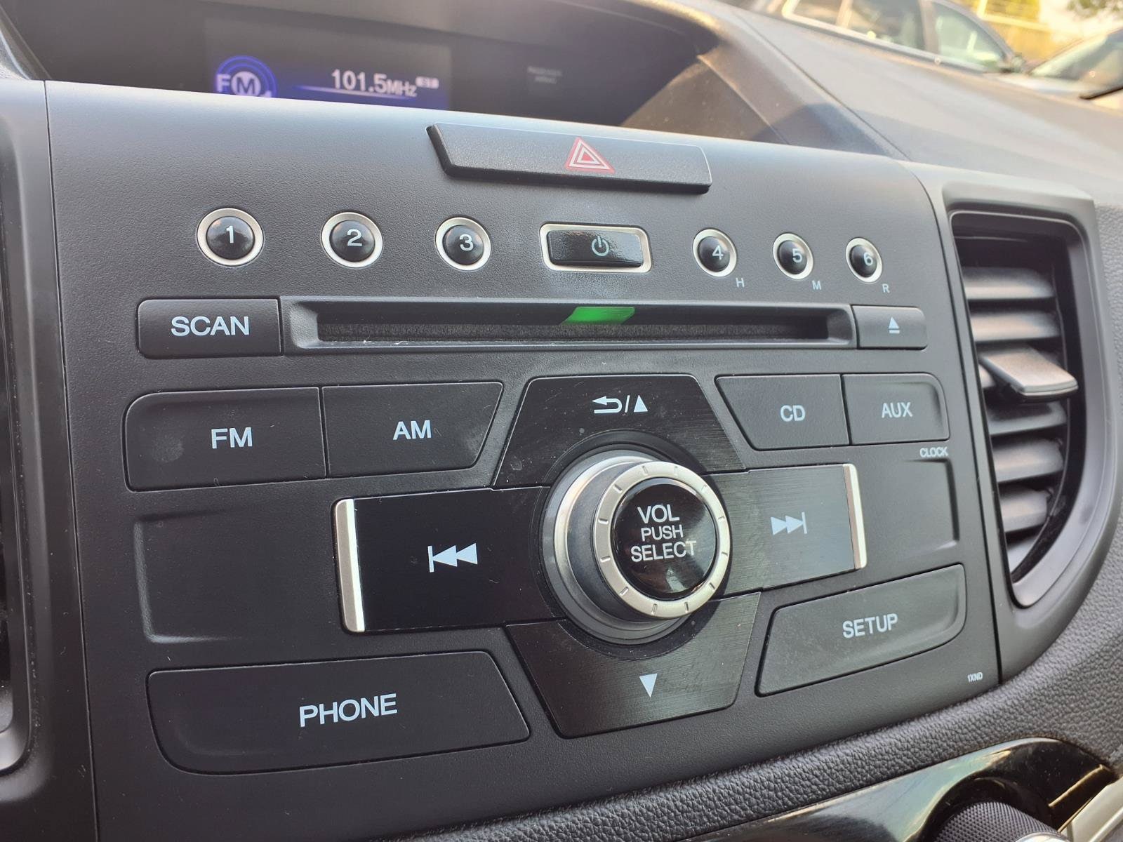 2016 Honda CR-V LX - Photo 7