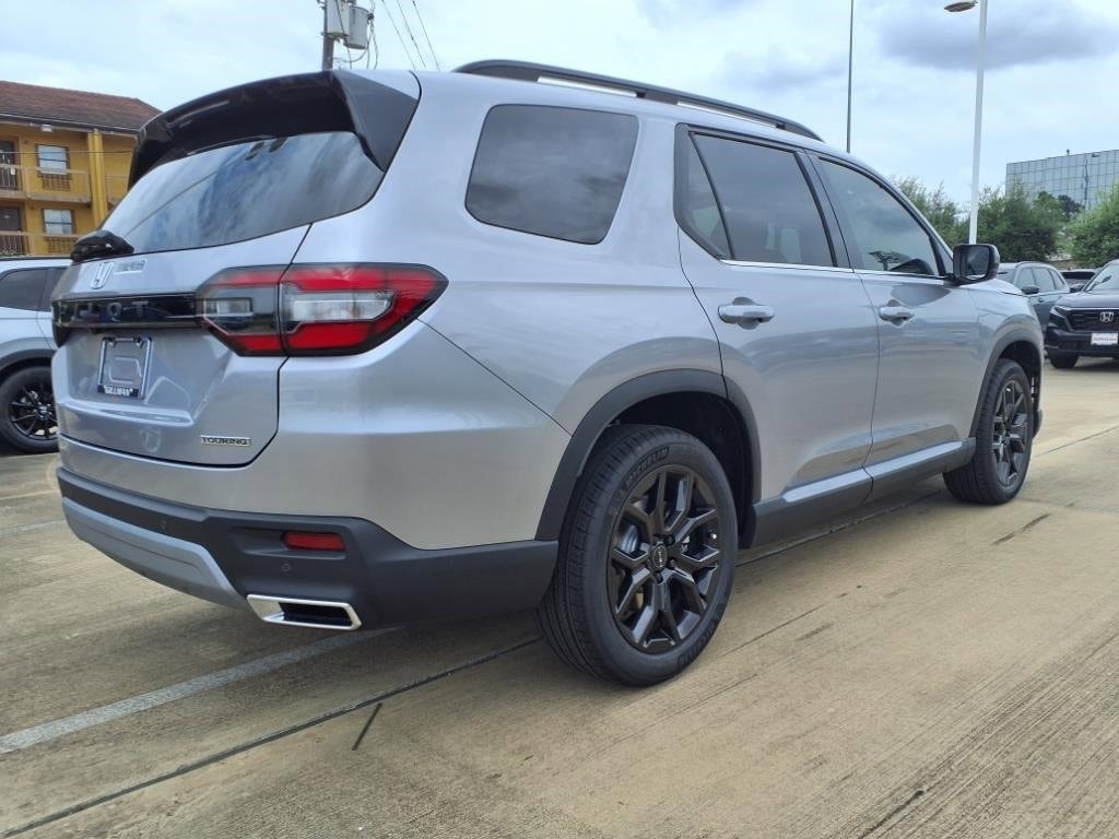 2025 Honda Pilot Touring - Photo 13