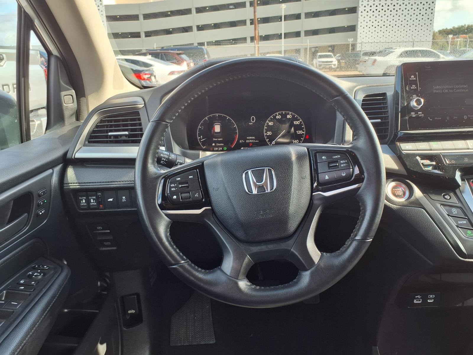 2025 Honda Odyssey EX-L - Photo 14