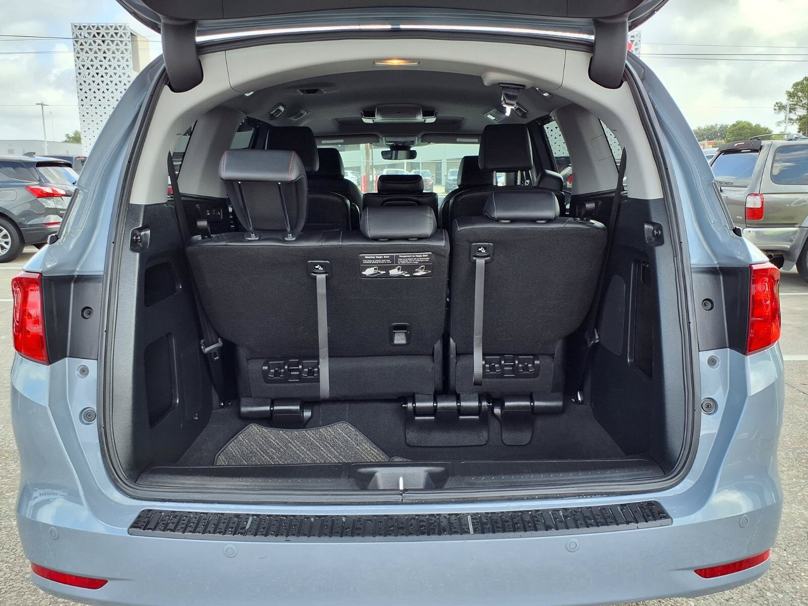 2024 Honda Odyssey Touring - Photo 21