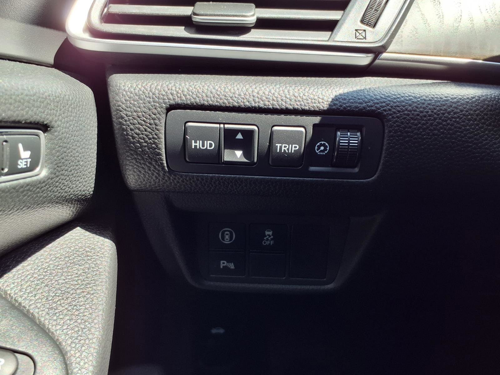 2018 Honda Accord Touring - Photo 10