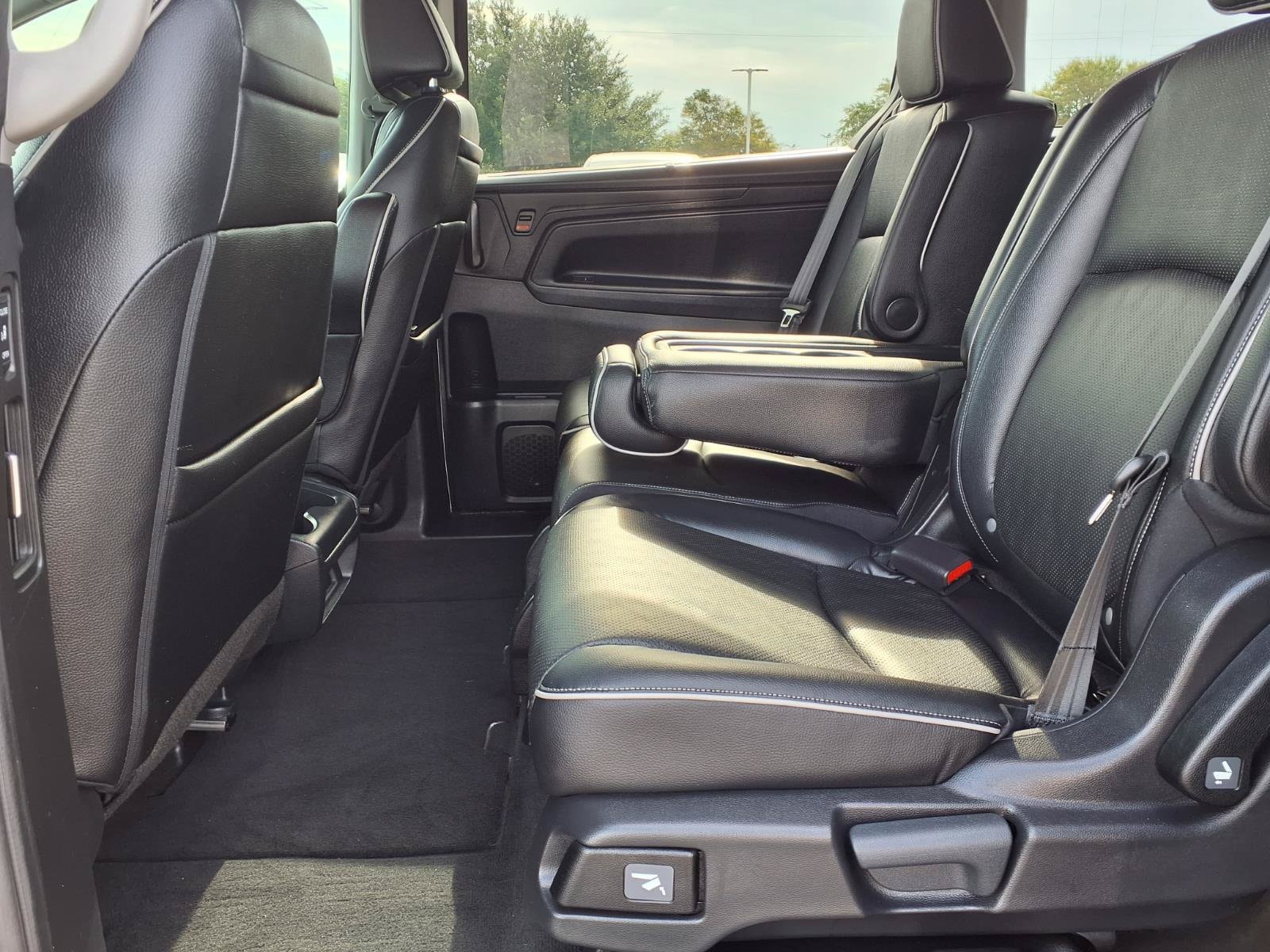 2023 Honda Odyssey Elite - Photo 17