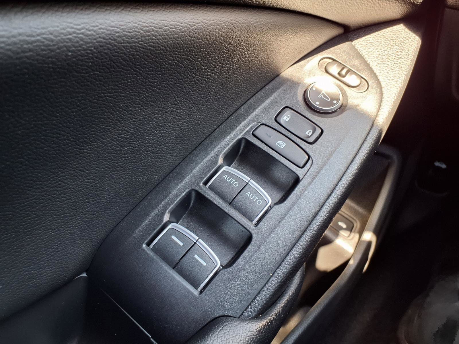 2018 Honda Accord Touring - Photo 11