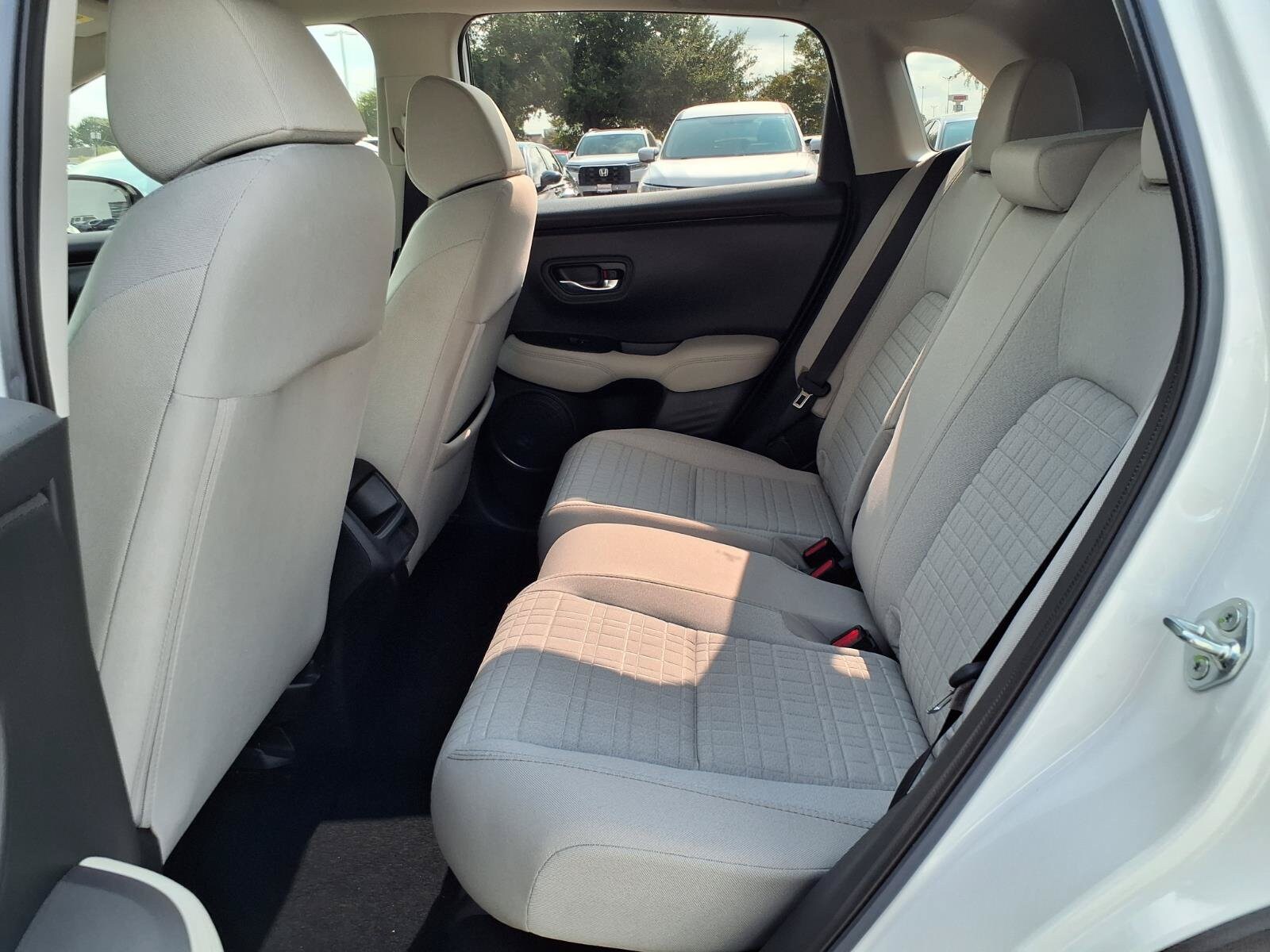 2025 Honda HR-V LX - Photo 18