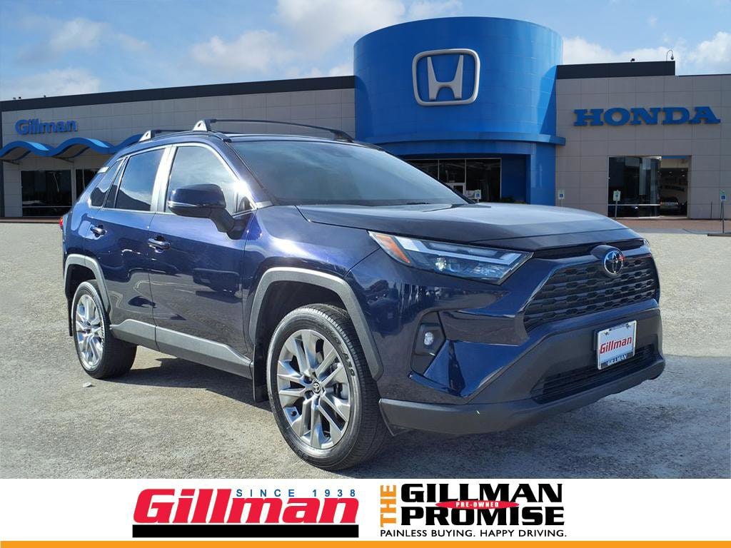 2023 Toyota RAV4 XLE Premium's photo