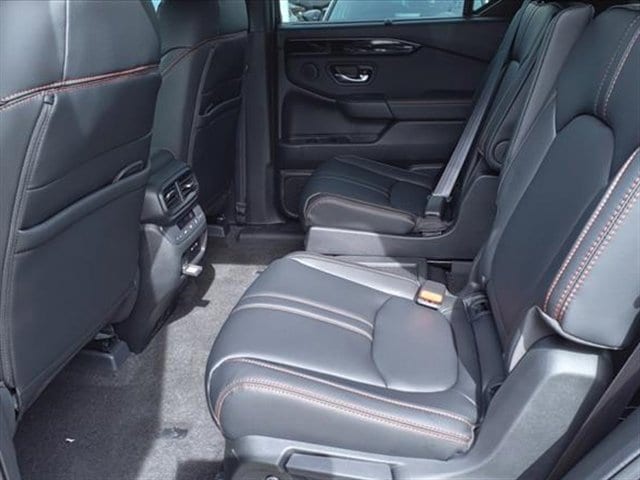 2025 Honda Pilot TrailSport - Photo 6