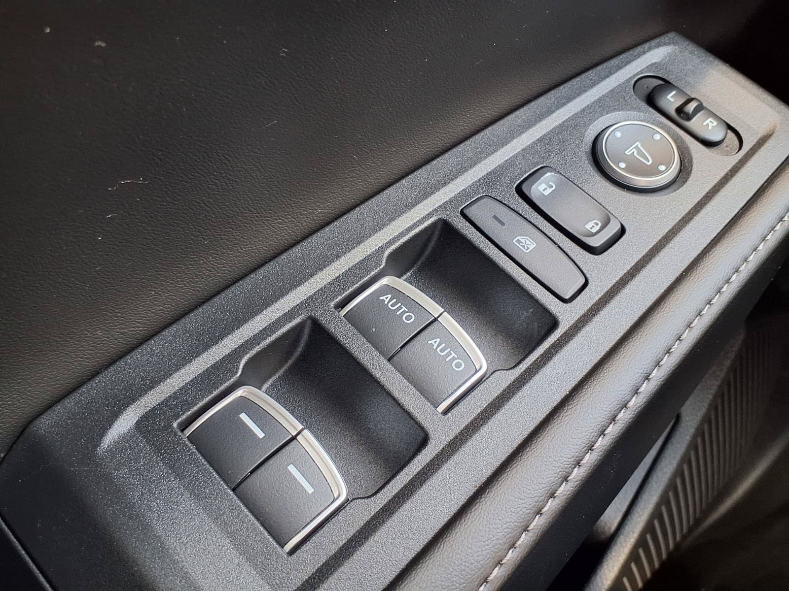 2023 Honda Accord Hybrid Sport - Photo 10