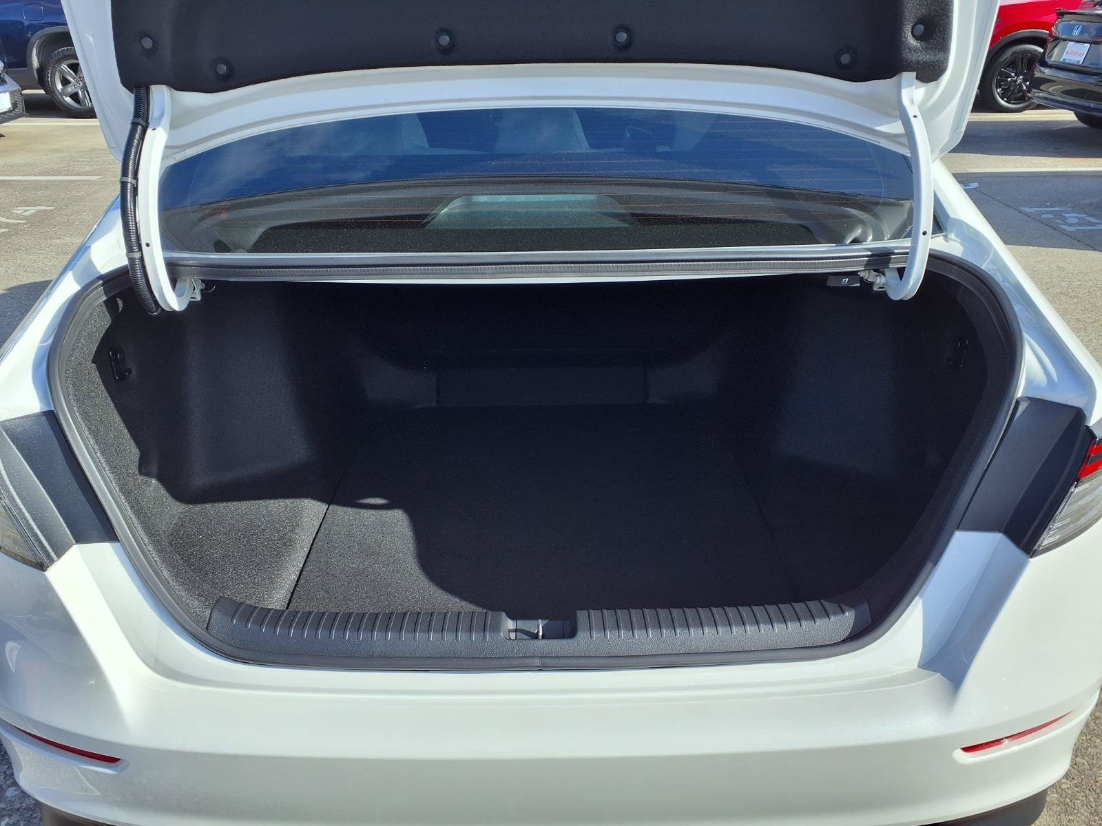 2026 Honda Accord LX - Photo 18