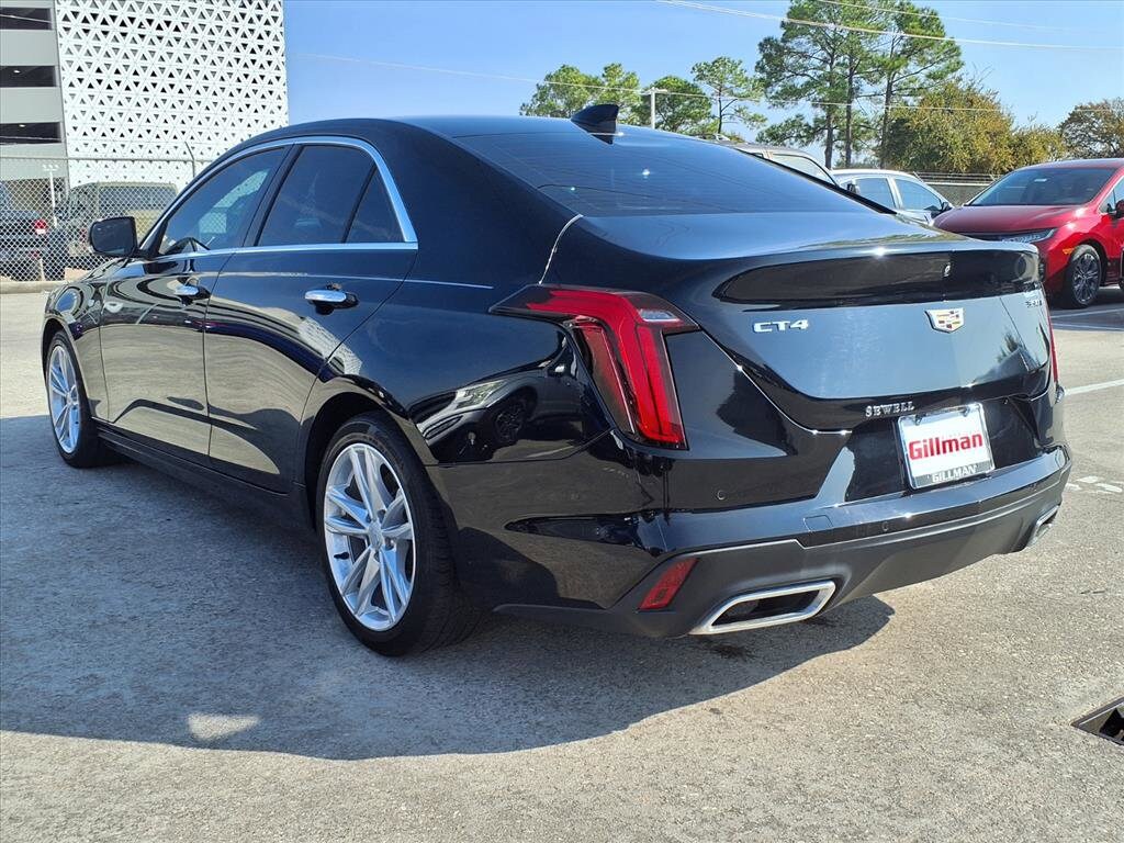 2023 Cadillac CT4 Luxury photo 3