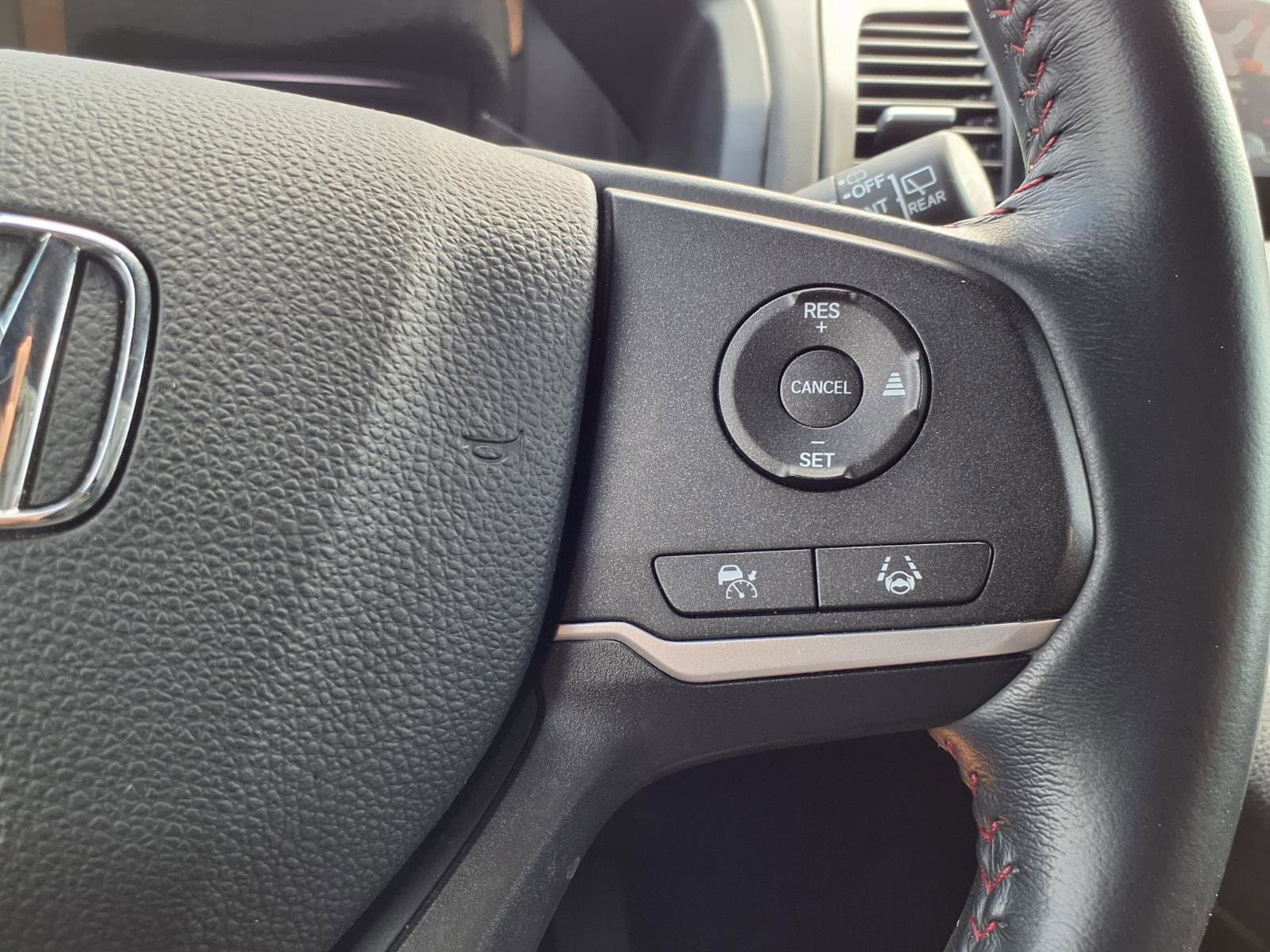 2024 Honda Odyssey SPORT - Photo 17