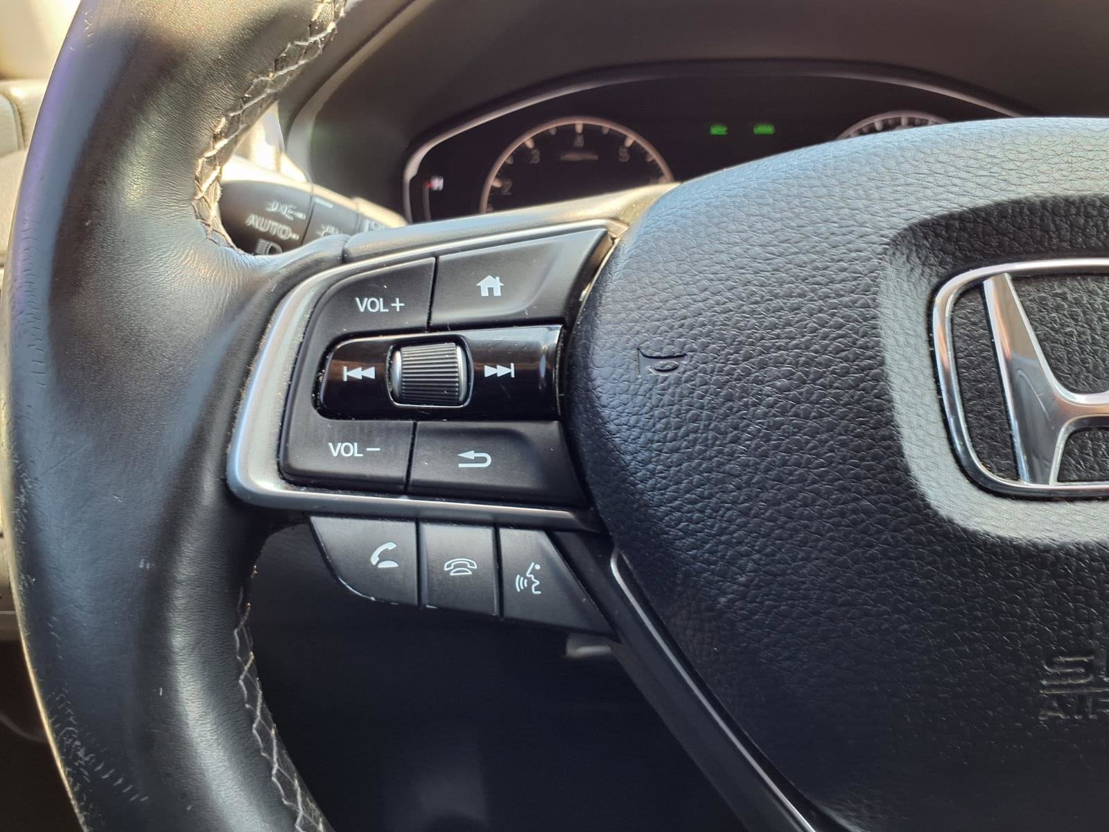 2018 Honda Accord Touring - Photo 16