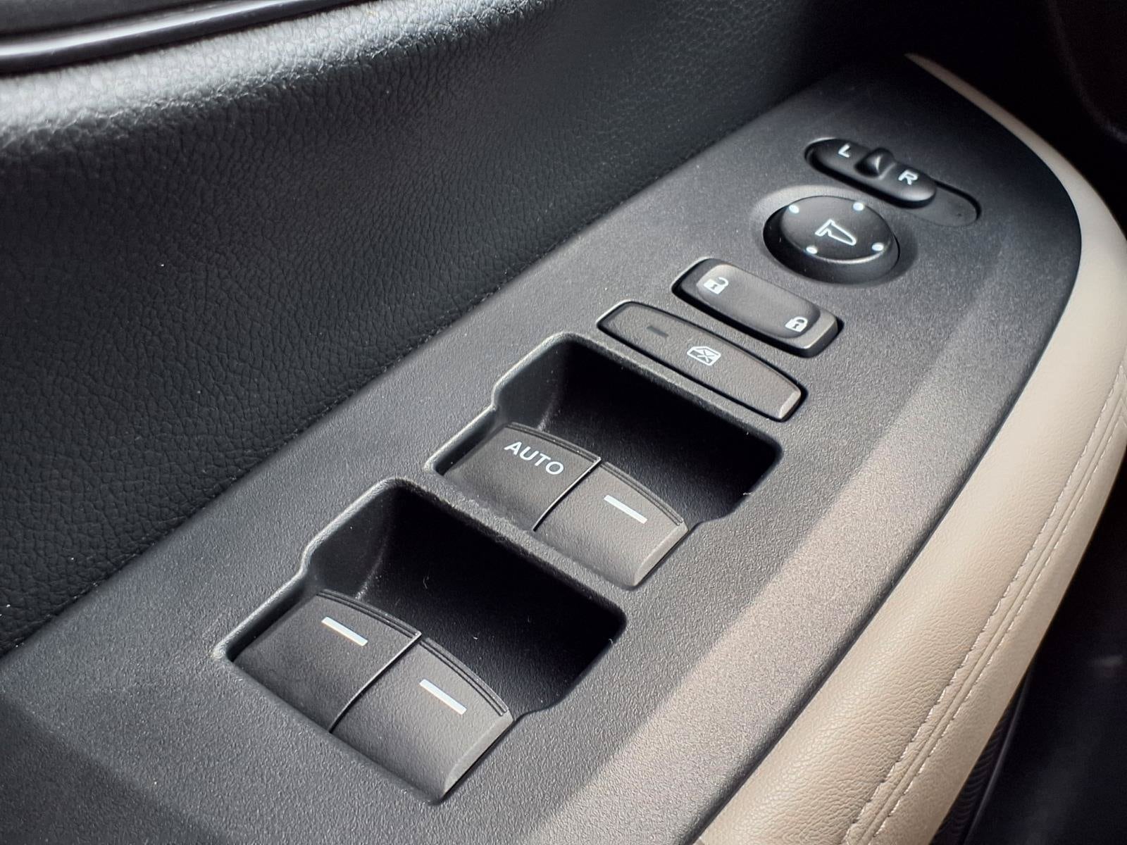 2025 Honda HR-V LX - Photo 10