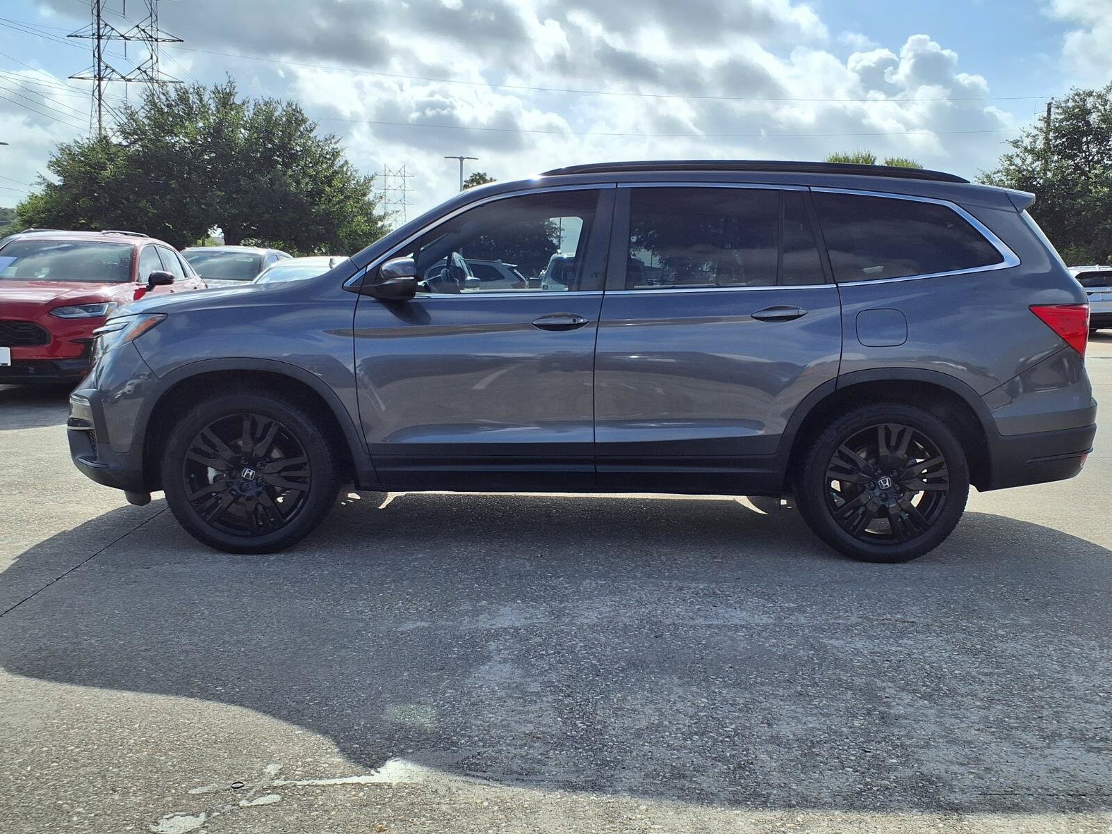 2022 Honda Pilot SE - Photo 24