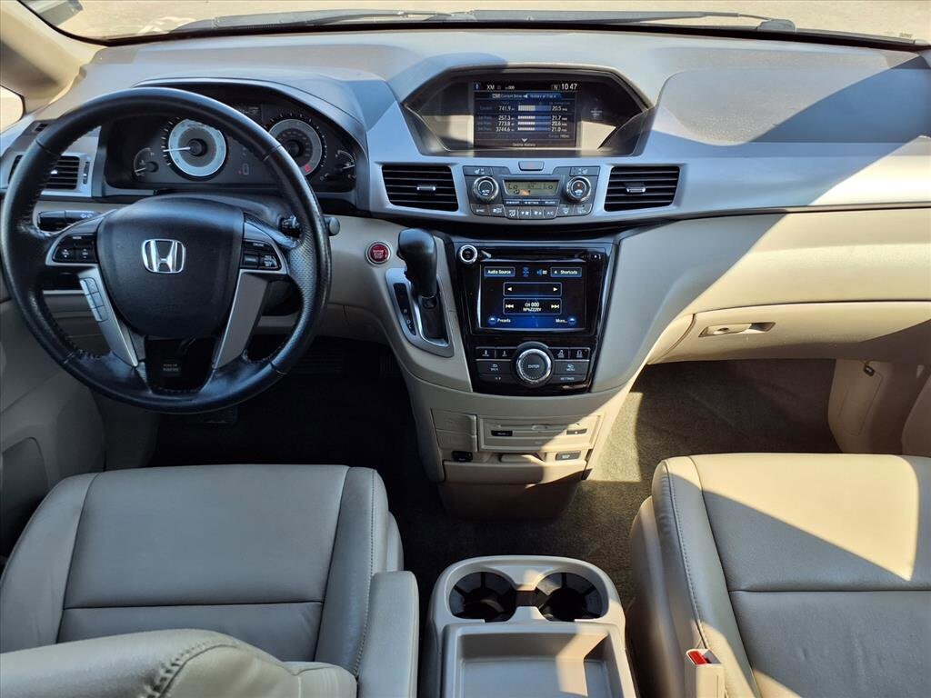 2016 Honda Odyssey EX-L photo 4