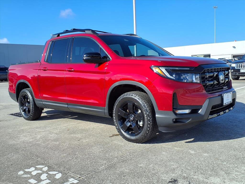 2025 Honda Ridgeline Black Edition photo 2