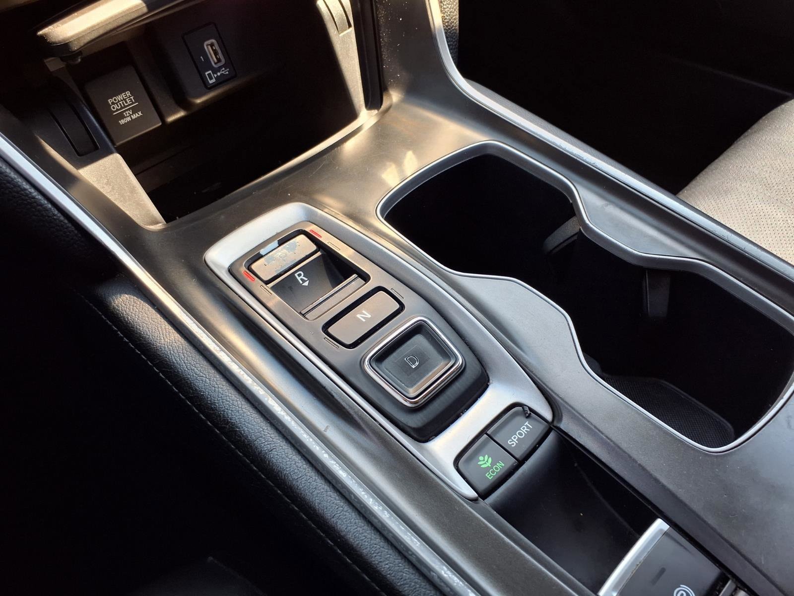 2018 Honda Accord Touring - Photo 13