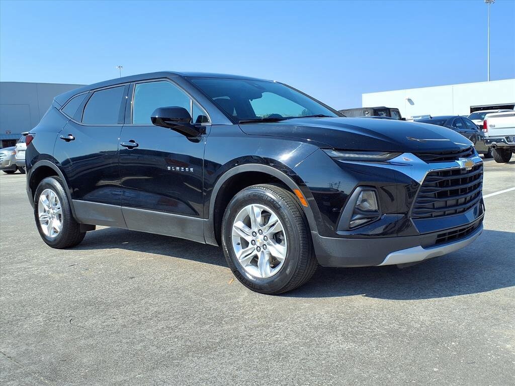 2022 Chevrolet Blazer 2LT photo 2