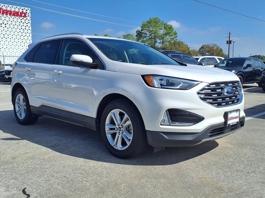 2019 Ford Edge SEL photo 2
