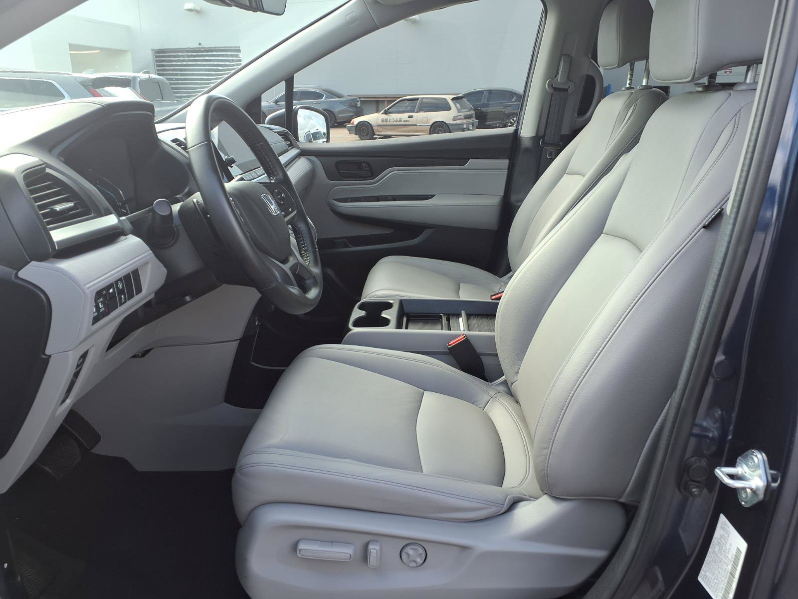 2024 Honda Odyssey EX-L - Photo 16