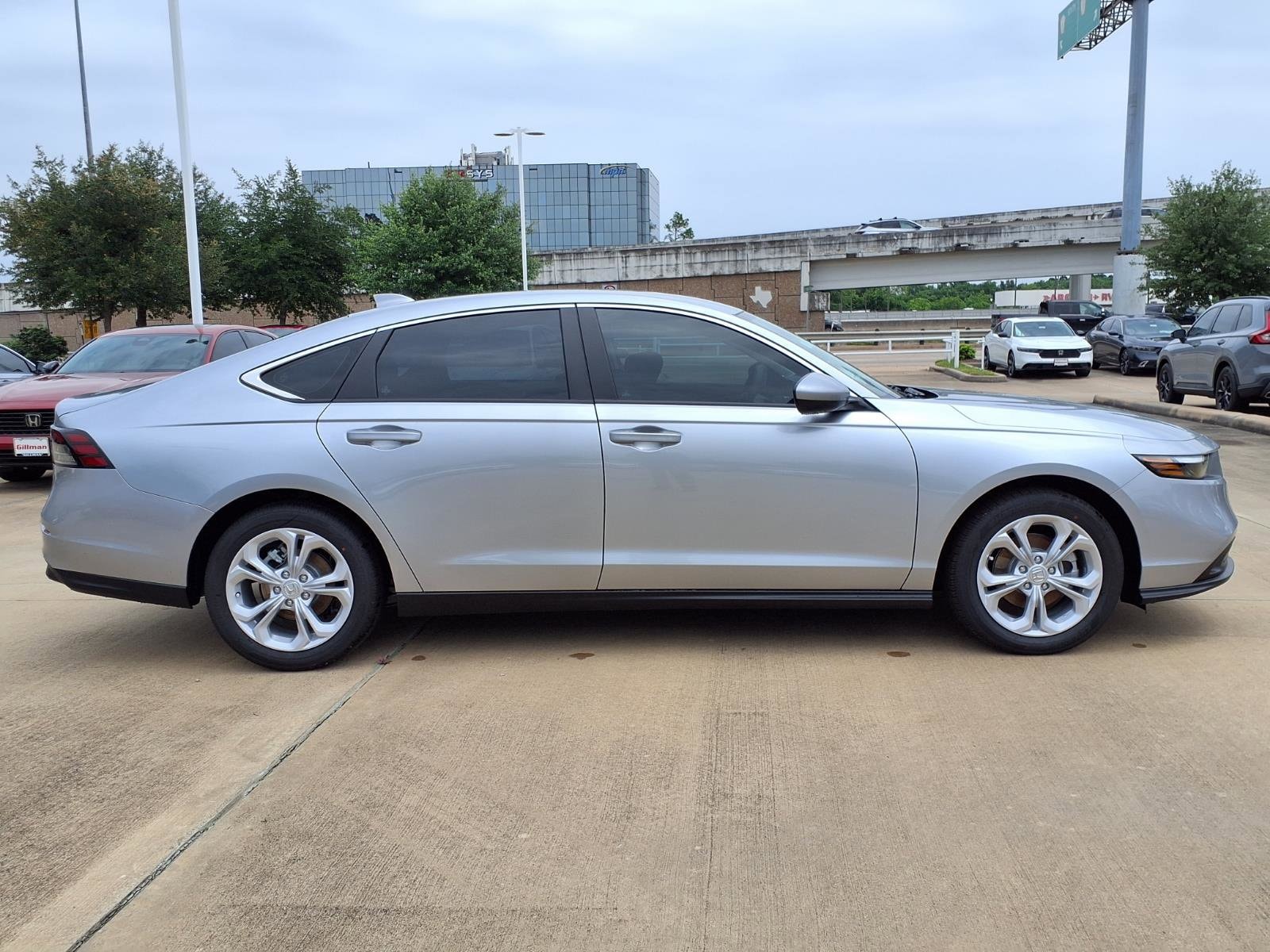 2026 Honda Accord LX - Photo 8