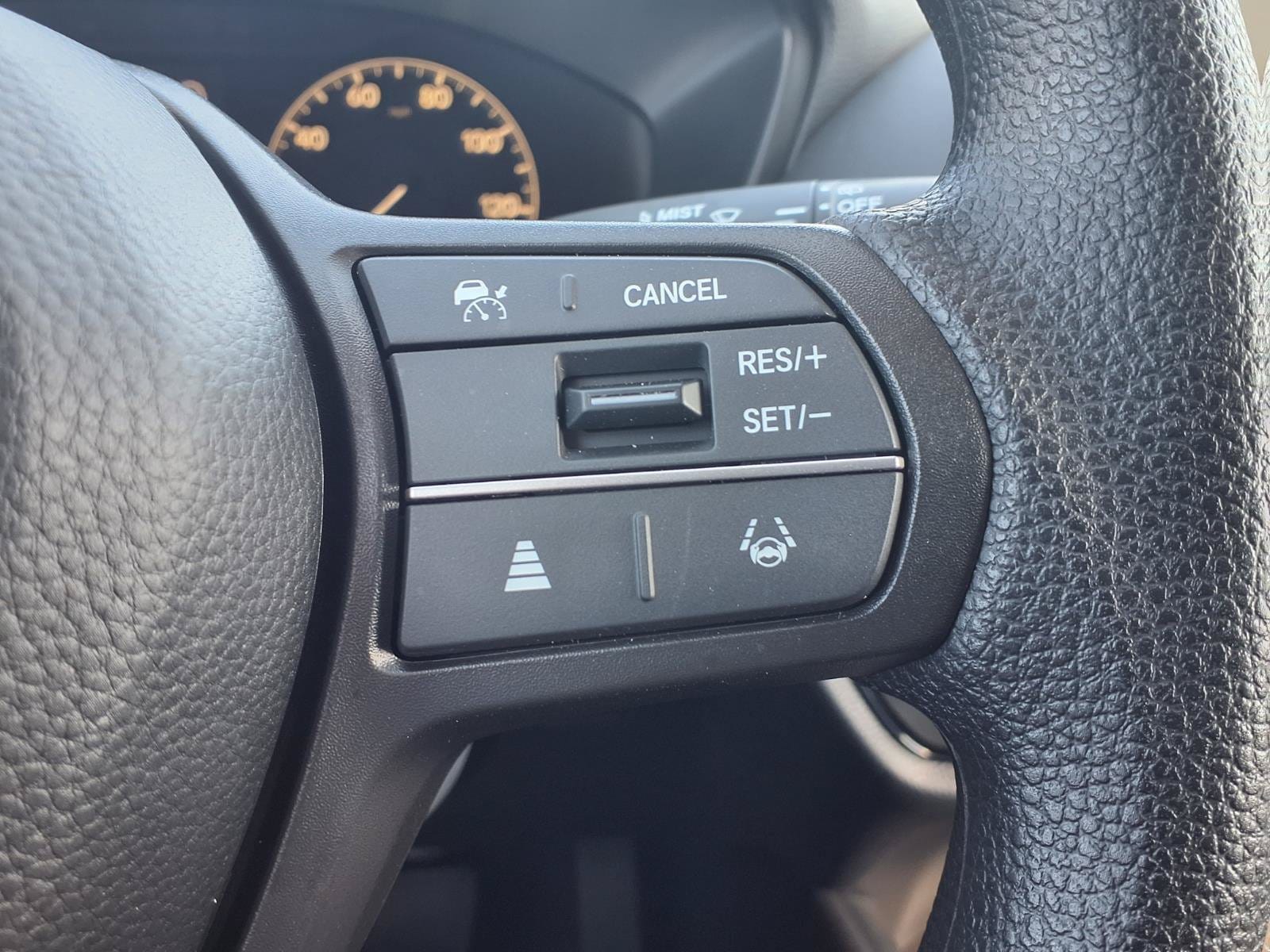 2027 Honda HR-V LX - Photo 16