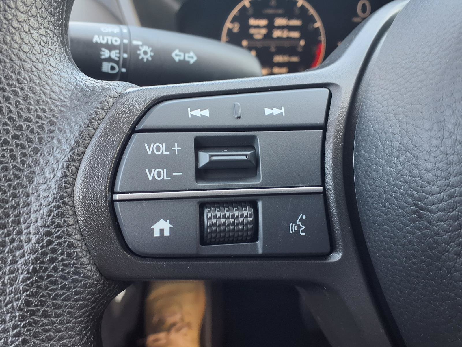 2027 Honda HR-V LX - Photo 15