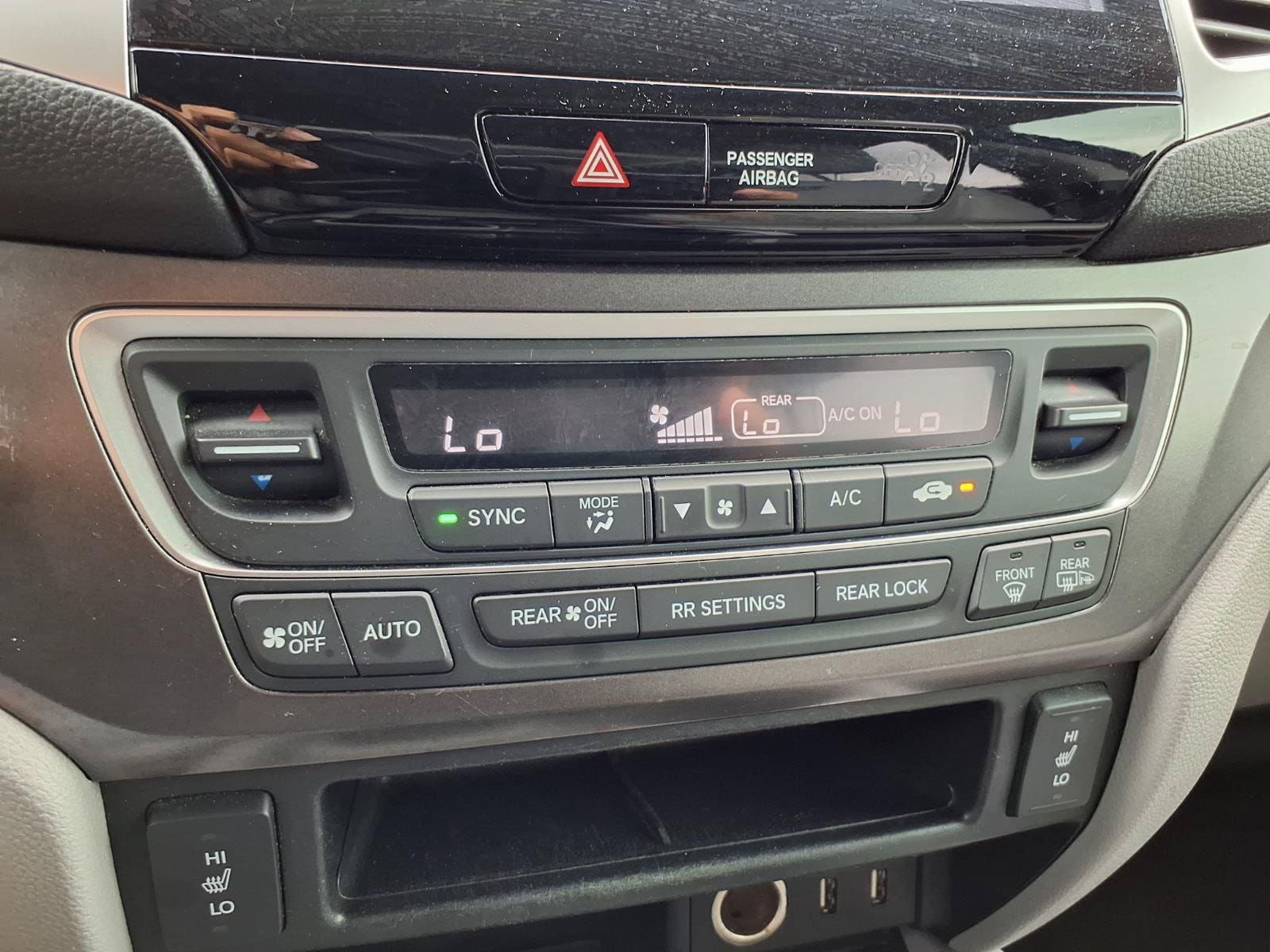 2016 Honda Pilot EX-L - Photo 8