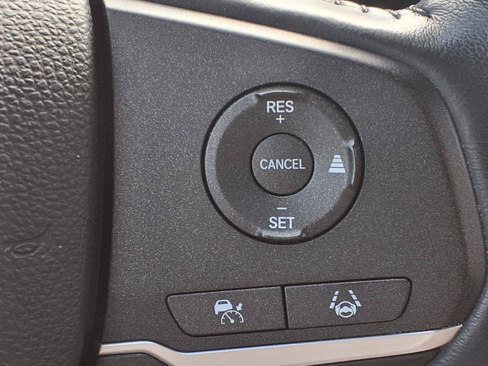 2024 Honda Odyssey EX-L - Photo 8