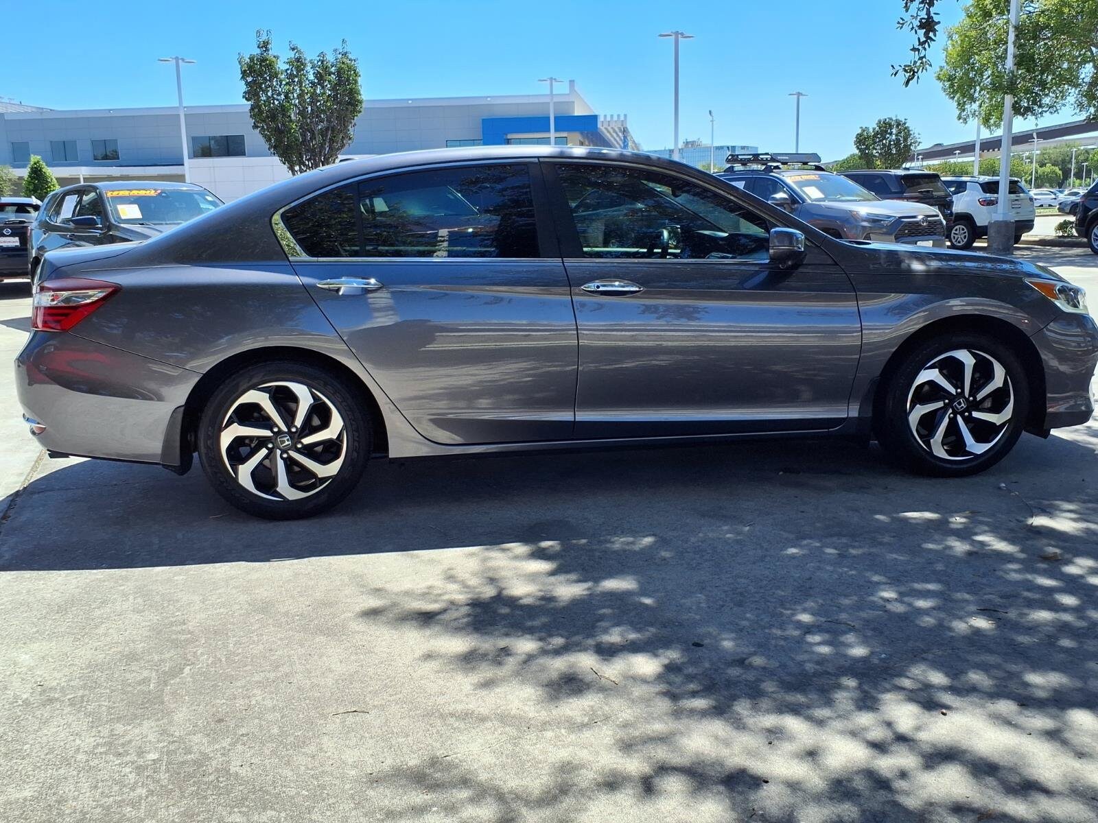 2016 Honda Accord EX-L - Photo 26