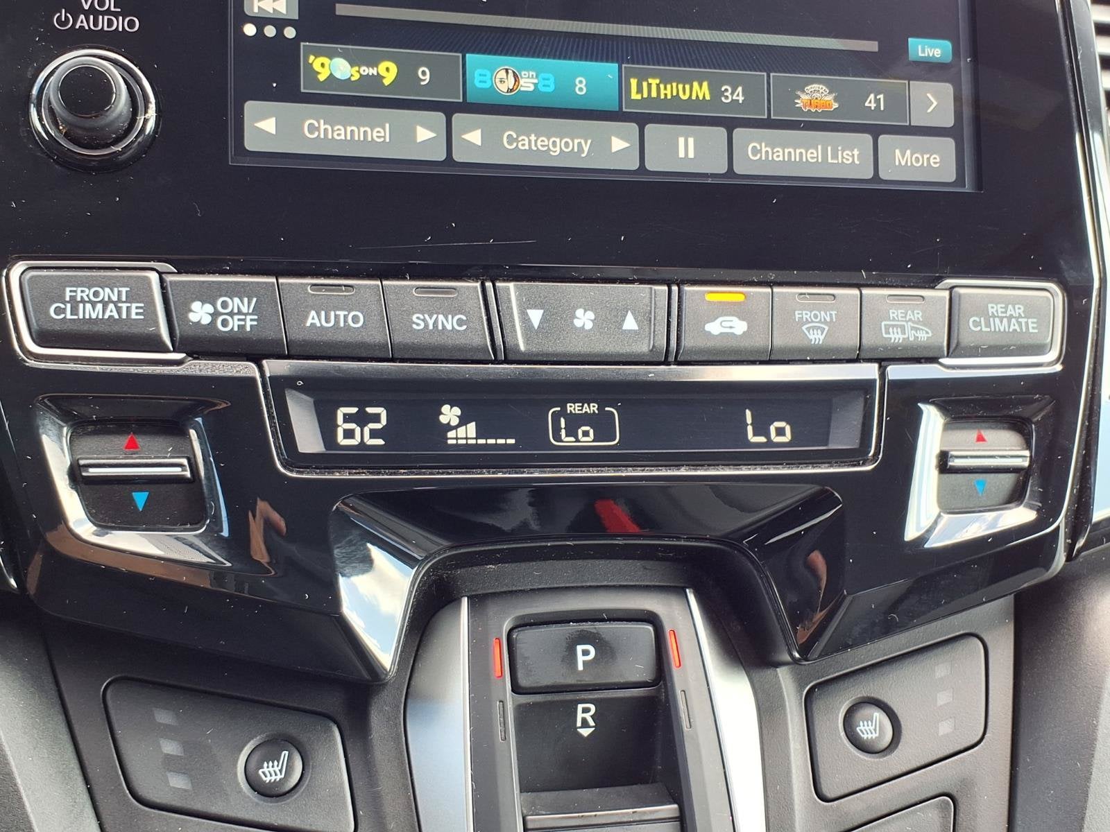 2020 Honda Odyssey EX-L - Photo 8