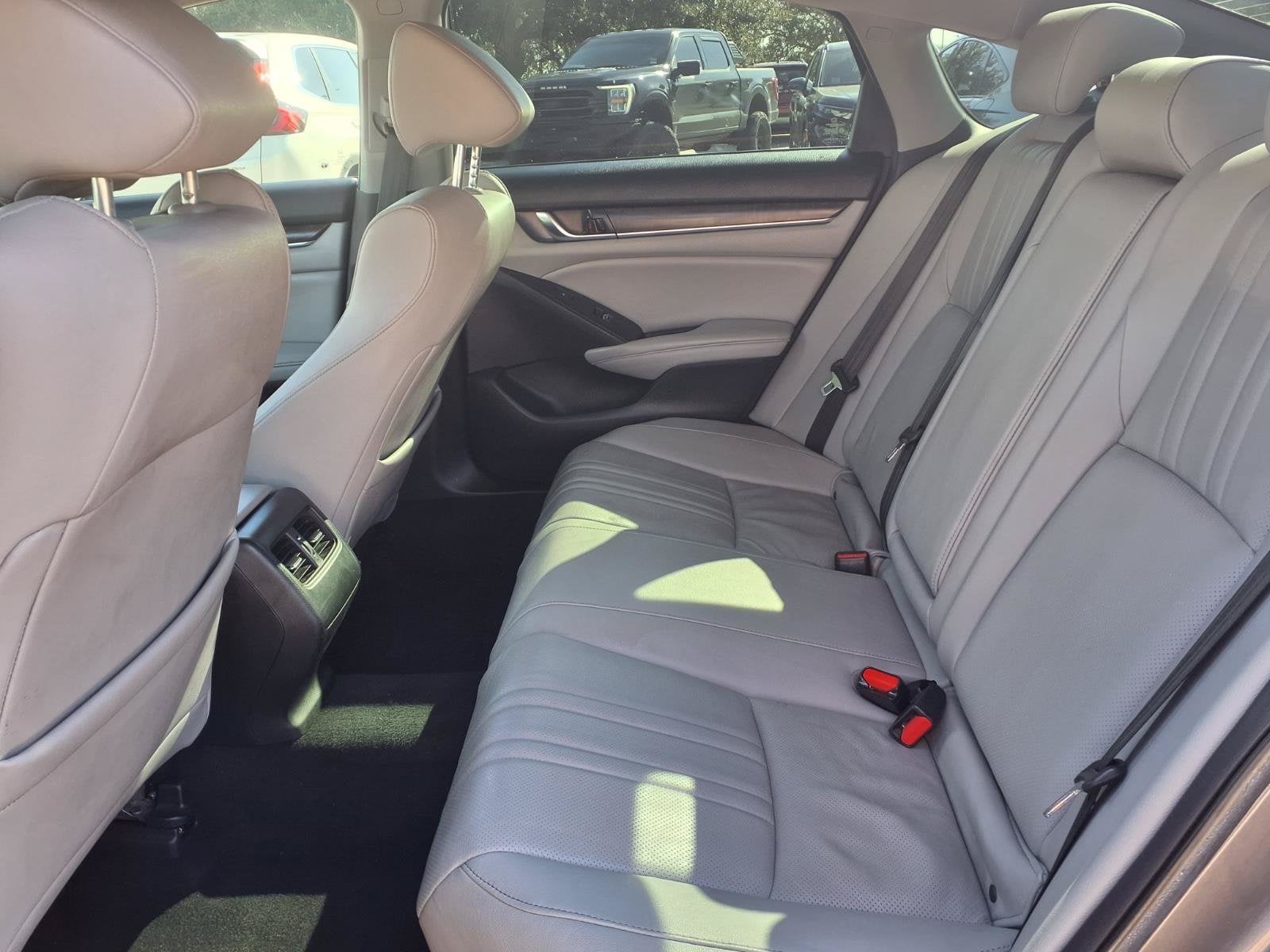 2019 Honda Accord Hybrid Touring - Photo 20