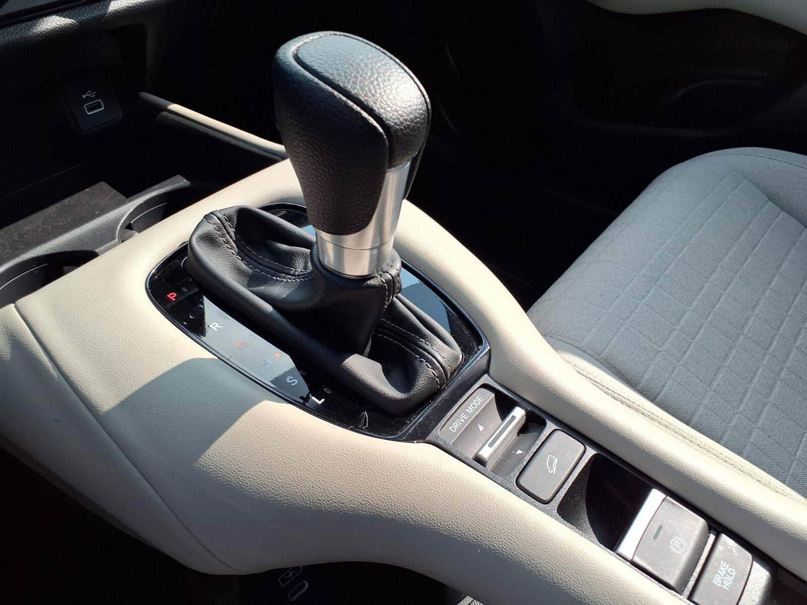 2025 Honda HR-V LX - Photo 12