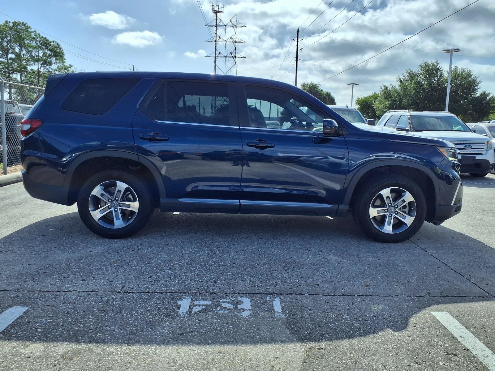 2023 Honda Pilot EX-L - Photo 25