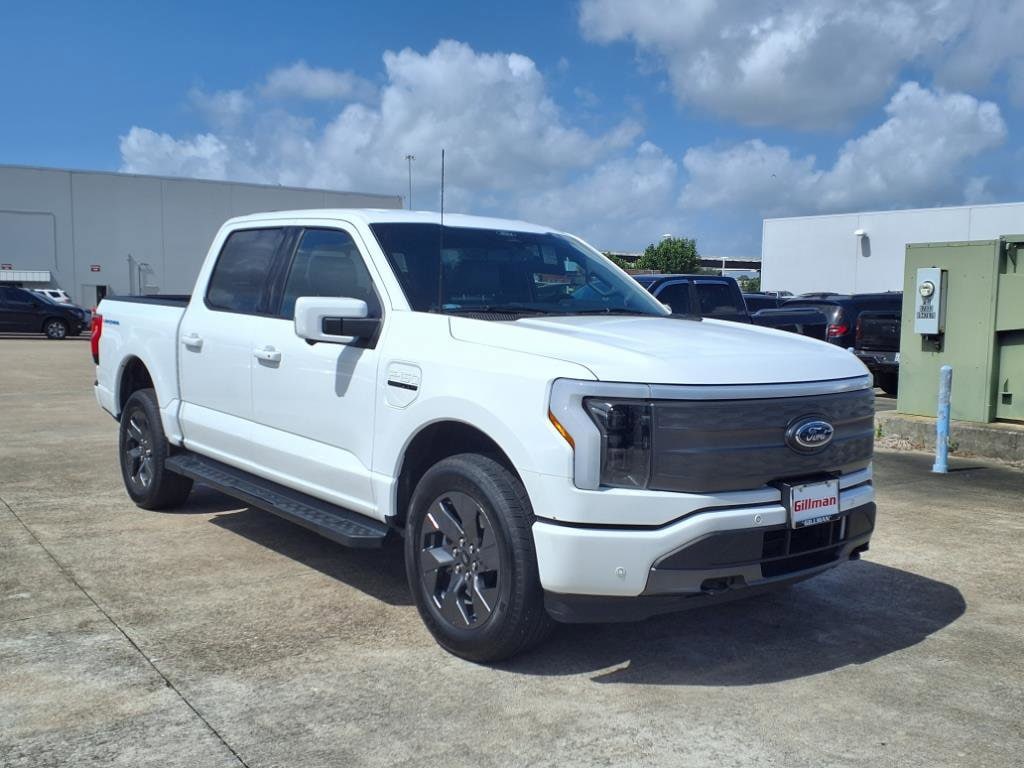 Used 2022 Ford F-150 Lightning Lariat with VIN 1FTVW1EL3NWG10282 for sale in Houston, TX