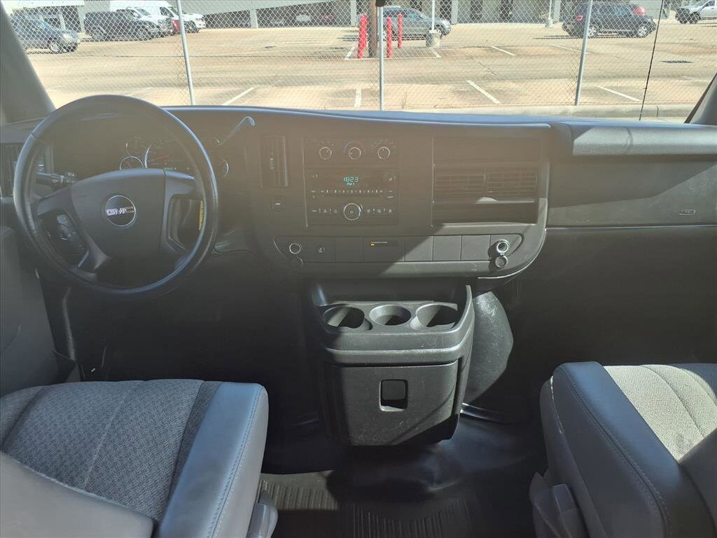 2014 Gmc Savana 1500 Cargo photo 3