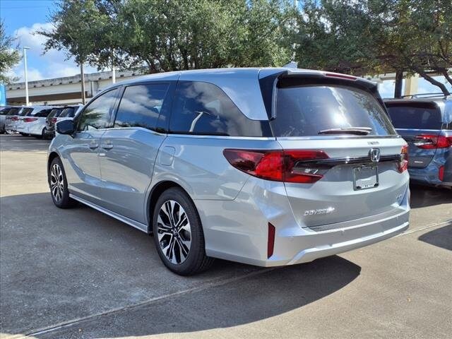 2025 Honda Odyssey Elite photo 2