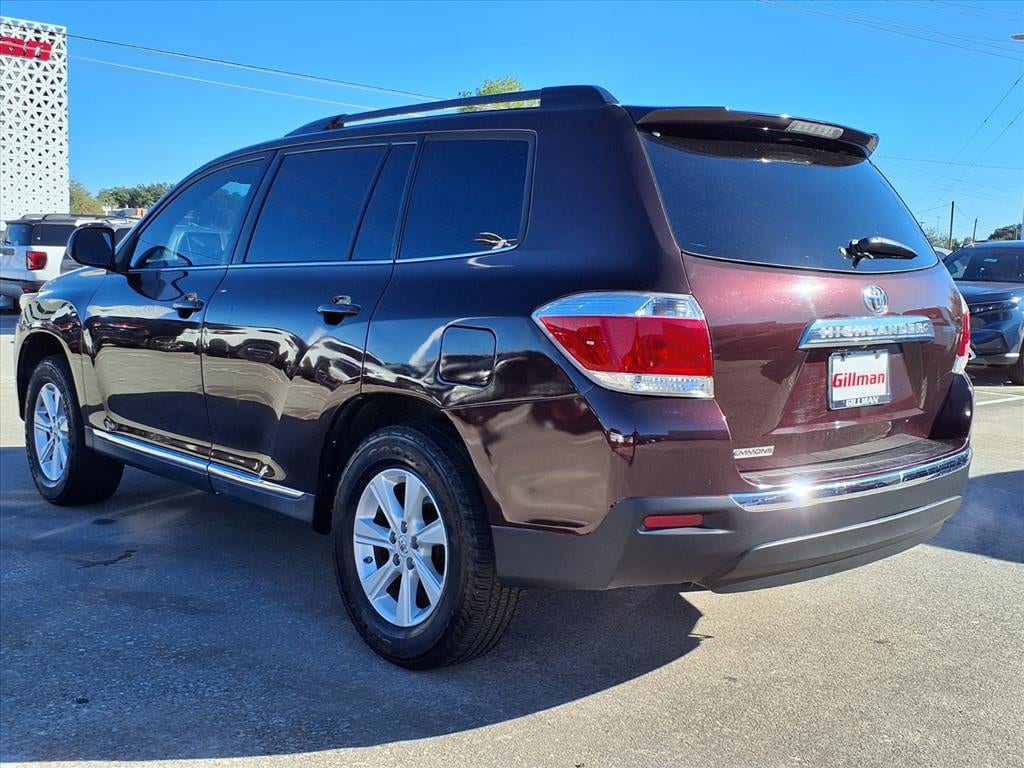 Used 2011 Toyota Highlander SE SUV