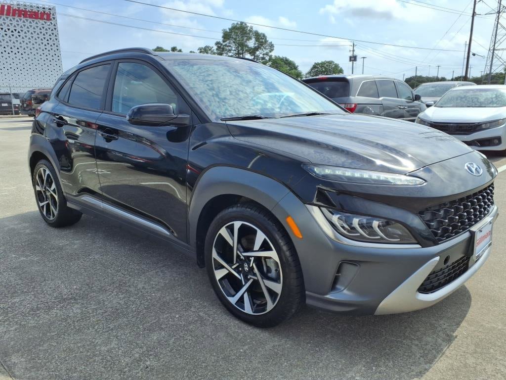 Used 2022 Hyundai Kona Limited with VIN KM8K53A33NU830438 for sale in Houston, TX