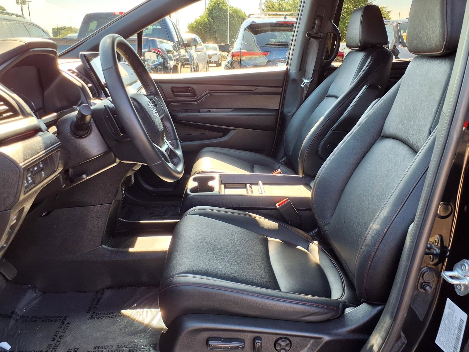 2024 Honda Odyssey SPORT - Photo 17