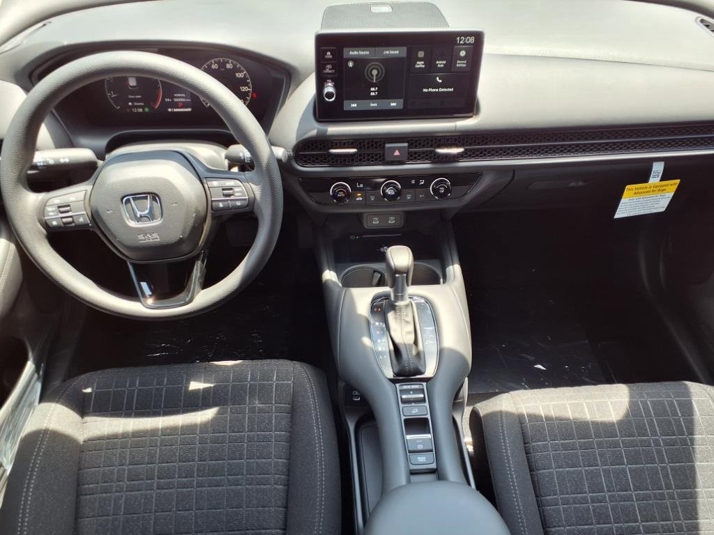 2026 Honda HR-V LX photo 2