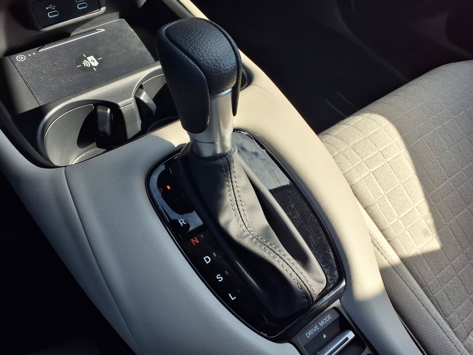 2027 Honda HR-V LX - Photo 12