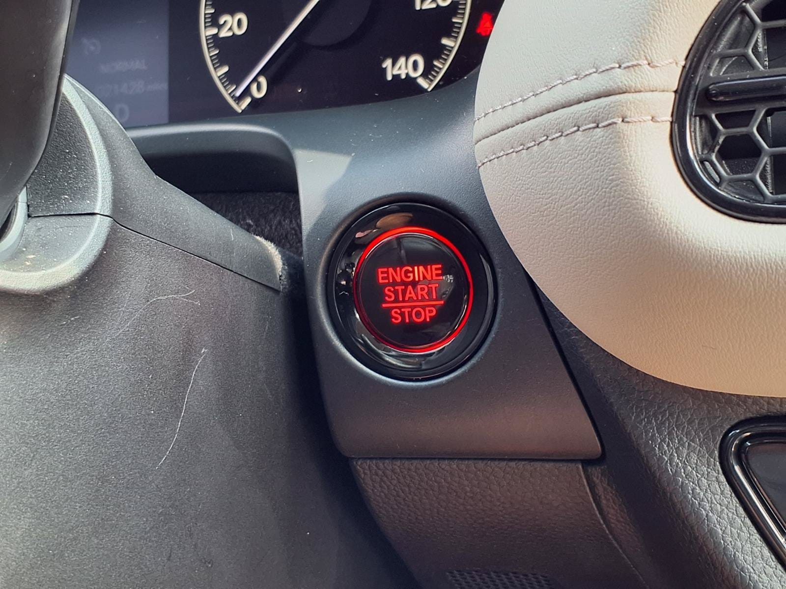 2025 Honda HR-V LX - Photo 11