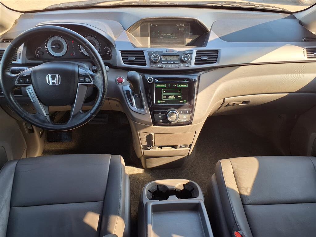 2015 Honda Odyssey EX-L photo 4