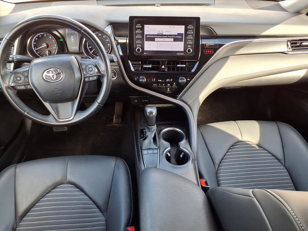 2023 Toyota Camry SE photo 4
