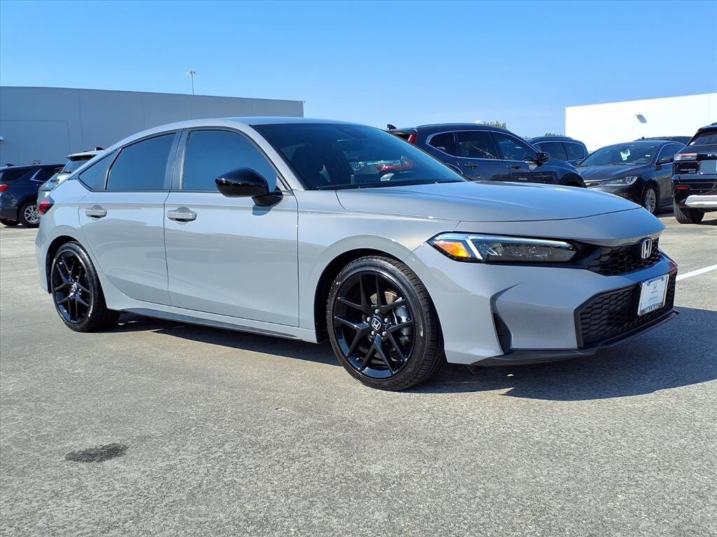 2025 Honda Civic Sport Hatchback photo 2